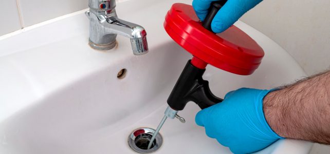 5 Reasons Not To Delay A Drain Cleaning Service